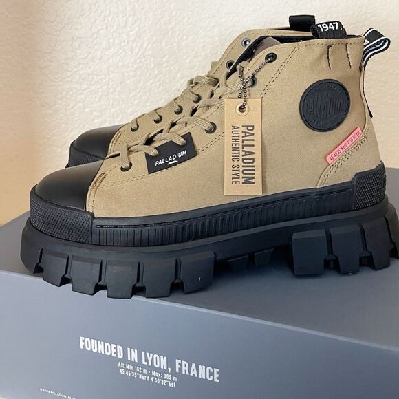 Palladium Revolt Hi TX boots combat hiking boots in Olive. Gorpcore sz 9. New - Picture 7 of 10